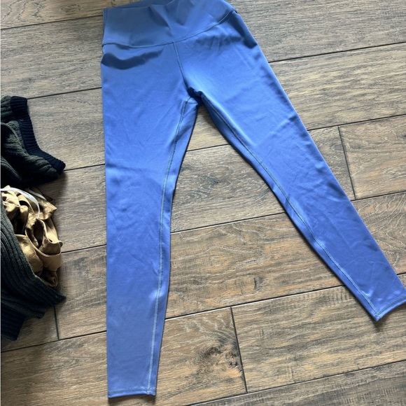 Alo High-Waist Airlift legging- infinity blue - Picture 2 of 4